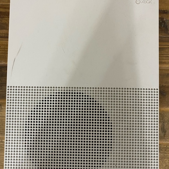 Xbox one with cords